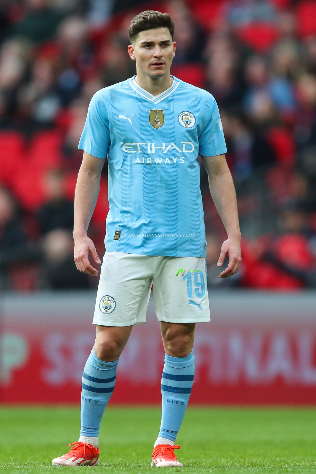 JuliÃ¡n Ãlvarez of Manchester City during the Emirates FA Cup Semi-Final match Manchester City vs Chelsea at Wembley Stadium, London, United Kingdom, 20th April 2024

(Photo by Gareth Evans/News Images)