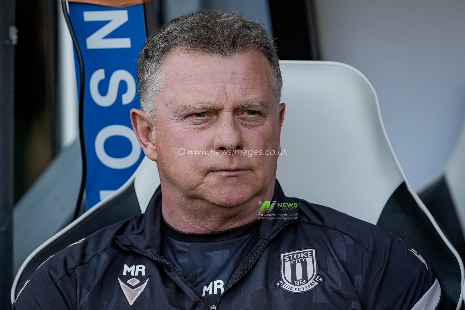 Mark Robins manager of Stoke City sits on the bench prior to kick off during the Sky Bet Championship match Derby County vs Stoke City at Pride Park Stadium, Derby, United Kingdom on 06 April 2026

(Photo by Maynard Manyowa/News Images)