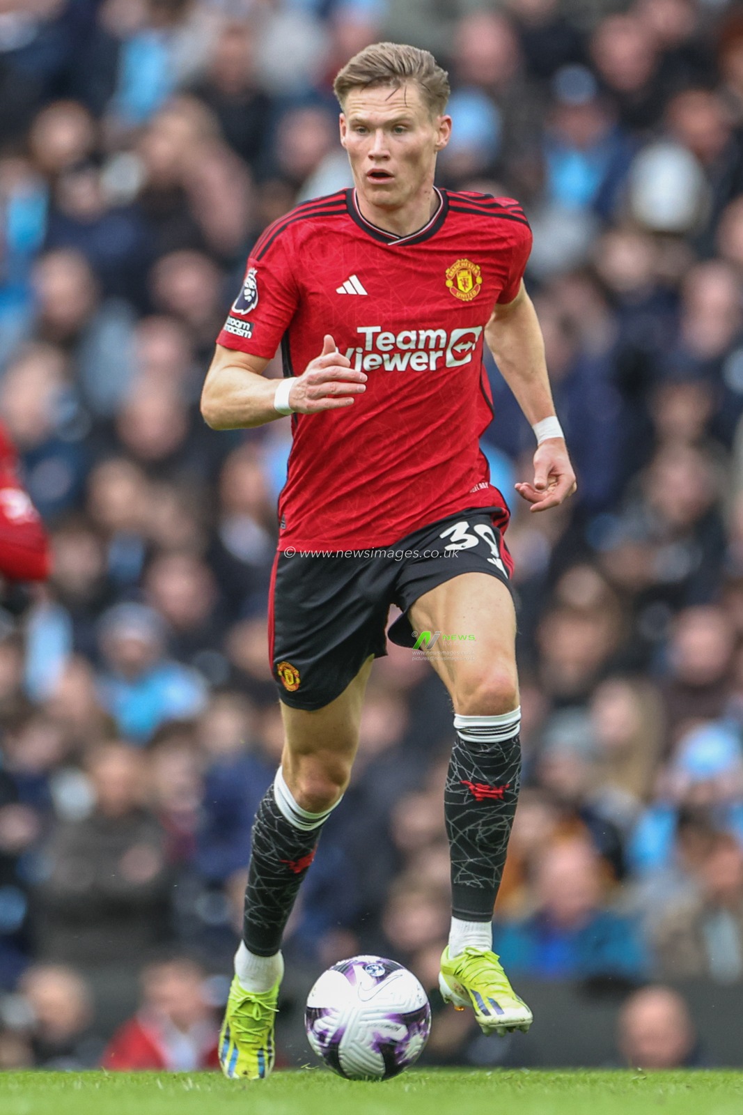 Scott McTominay of Manchester United during the Premier League match Manchester City vs Manchester United at Etihad Stadium, Manchester, United Kingdom, 3rd March 2024

(Photo by Mark Cosgrove/News Images)