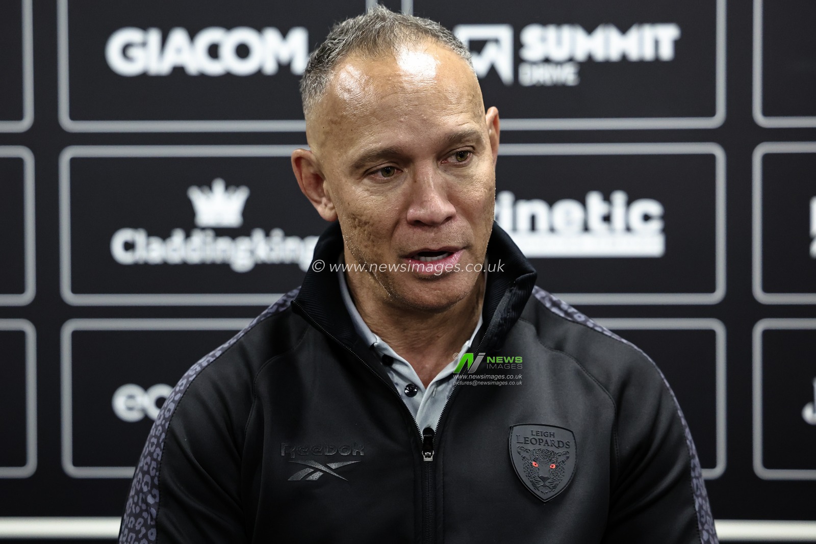 Adrian Lam Head coach of Leigh Leopards answers questions in the post match press conference during the Betfred Super League Round 4 match Hull FC vs Leigh Leopards at MKM Stadium, Hull, United Kingdom, 6th March 2025

(Photo by Mark Cosgrove/News Images)