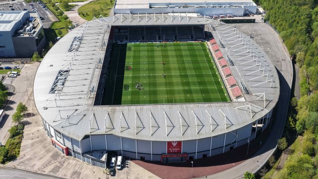 Both teams arrive during the Betfred Women's Challenge Cup Quarter Final match St Helens vs Barrow Raiders at The BrewDog Stadium, St Helens, United Kingdom on 25 April 2026

(Photo by Mark Cosgrove/News Images)