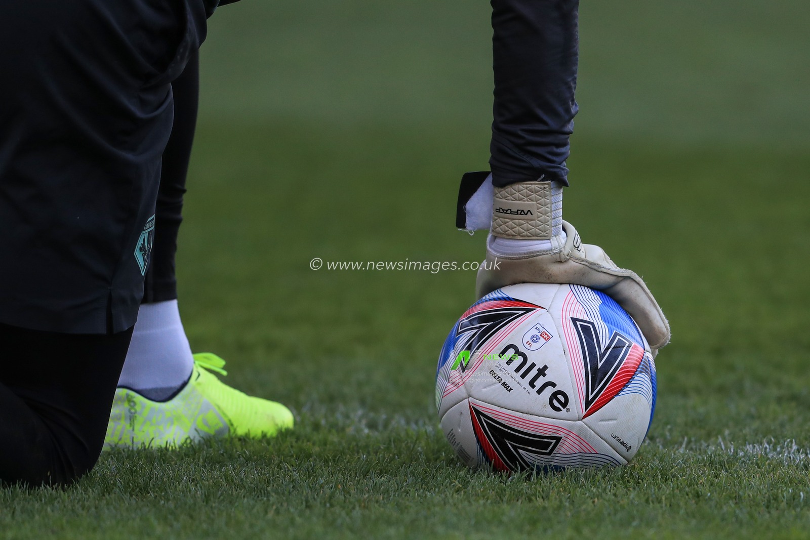 Ben Foster #1 of Watford with his hand on the match ball