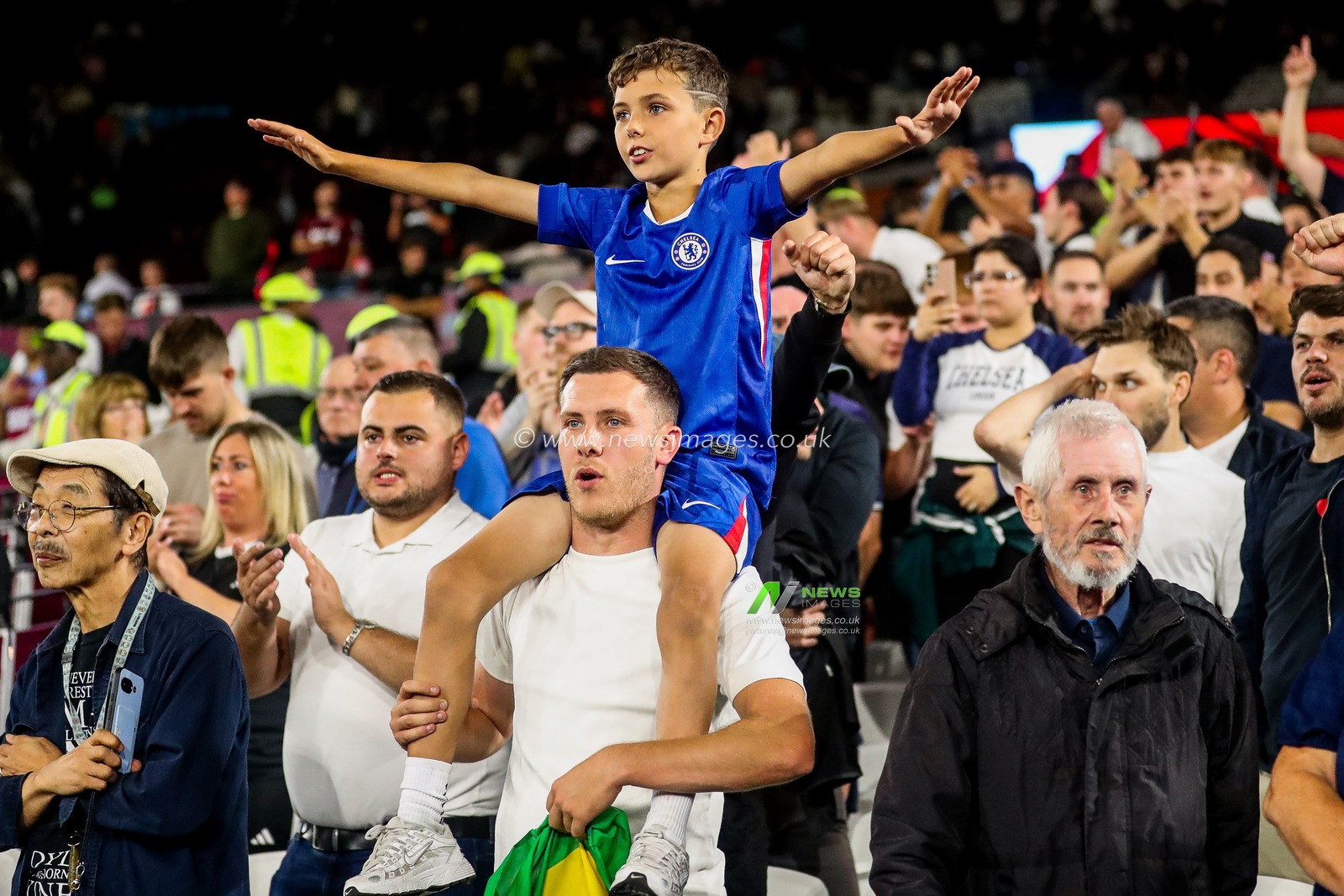 Chelsea fans celebrate after the teams victory following the Premier League match West Ham United vs Chelsea at London Stadium, London, United Kingdom, 22nd August 2025

(Photo by Izzy Poles/News Images)