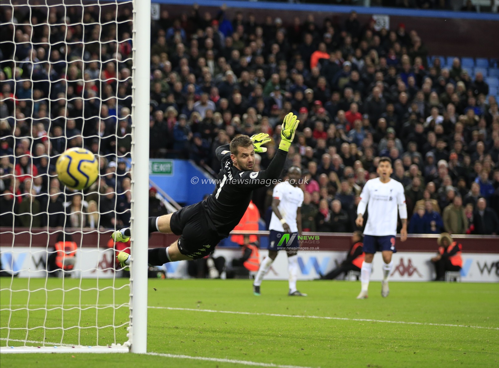 2nd November 2019, Villa Park, Birmingham, England; Premier League, Aston Villa v Liverpool : Thomas Heaton (1) of Aston Villa flicks the ball away from goal

Credit: Conor Molloy/News Images