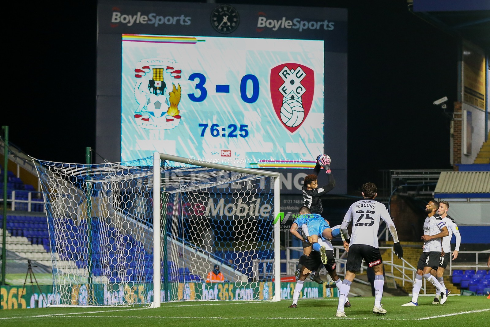 Jamal Blackman #27 of Rotherham United catches the ball