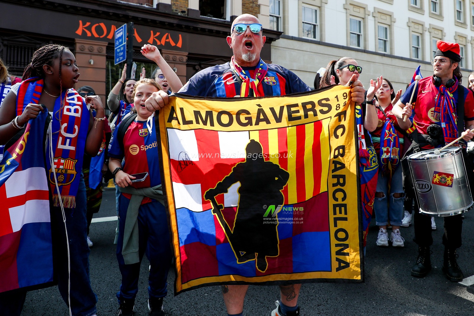 during the UEFA Women's Champions League Semi-Final match Chelsea vs Barcelona at Stamford Bridge, London, United Kingdom, 27th April 2025

(Photo by Izzy Poles/News Images)