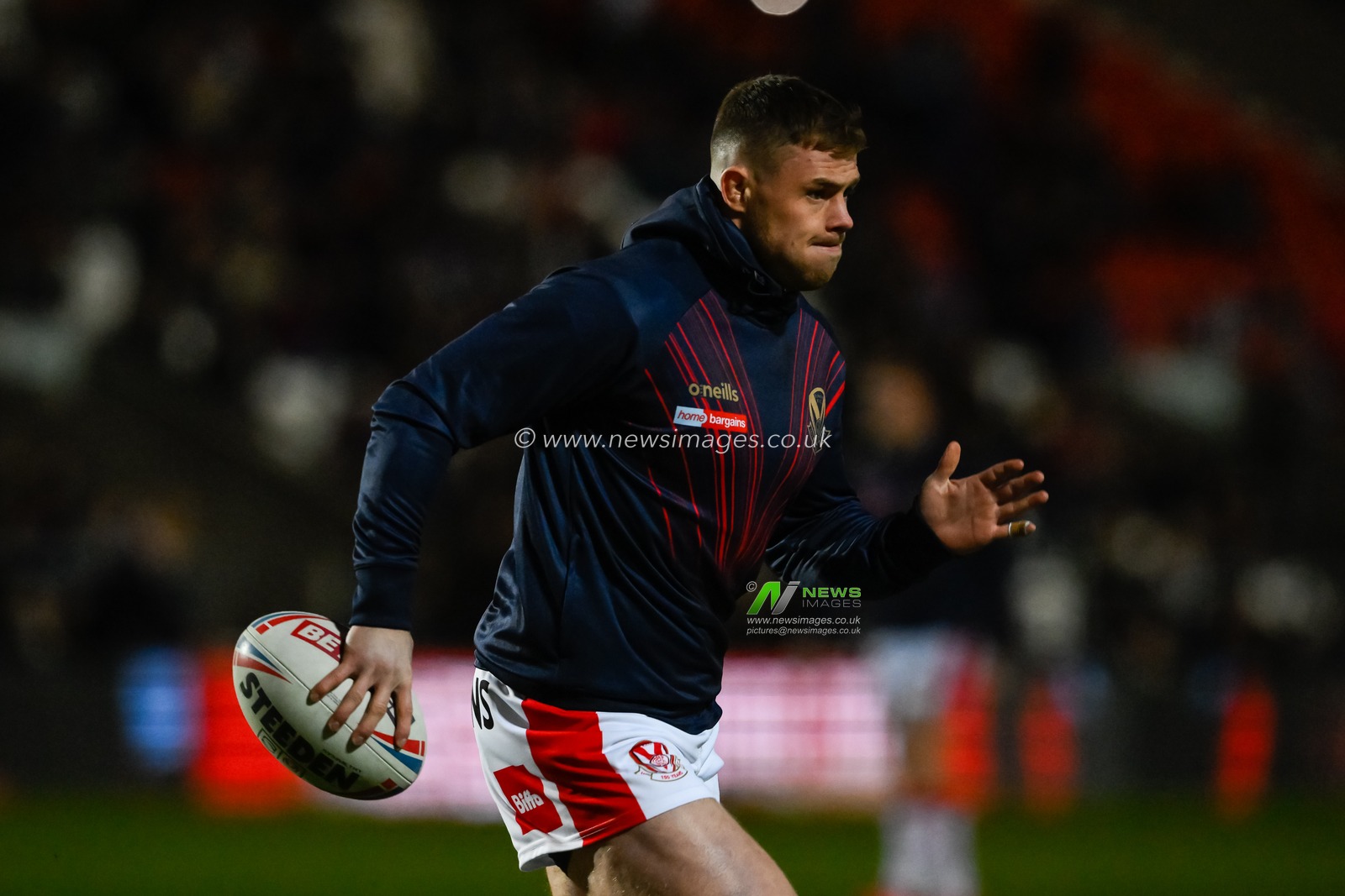Morgan Knowles #13 of St. Helens during pre match warm up ahead of the Betfred Super League Round 3 match St Helens vs Leeds Rhinos at Totally Wicked Stadium, St Helens, United Kingdom, 3rd March 2023

(Photo by Craig Thomas/News Images)