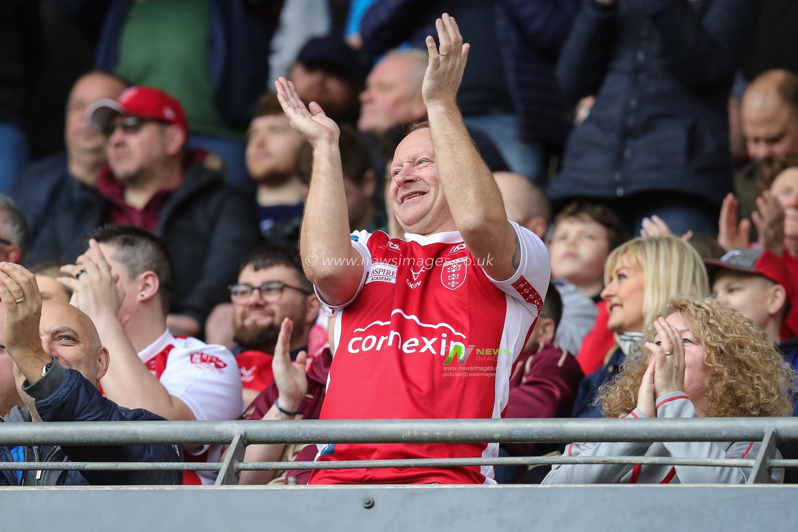 A Hull KR supporter cheers on his team during the Betfred Super League Round 8 match Hull FC vs Hull KR at MKM Stadium, Hull, United Kingdom, 7th April 2023

(Photo by James Heaton/News Images)