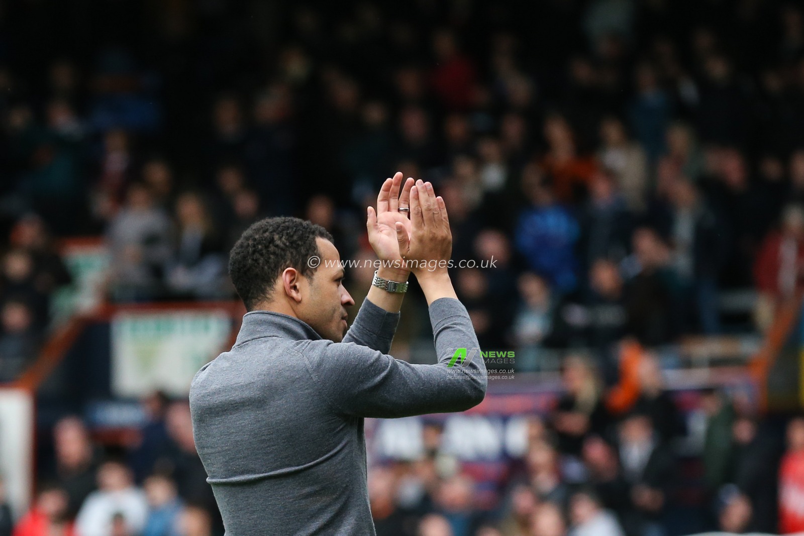 Liam Rosenior manager of Hull City acknowledges the fans at the final whistle during the Sky Bet Championship match Luton Town vs Hull City at Kenilworth Road, Luton, United Kingdom, 8th May 2023

(Photo by Arron Gent/News Images)
