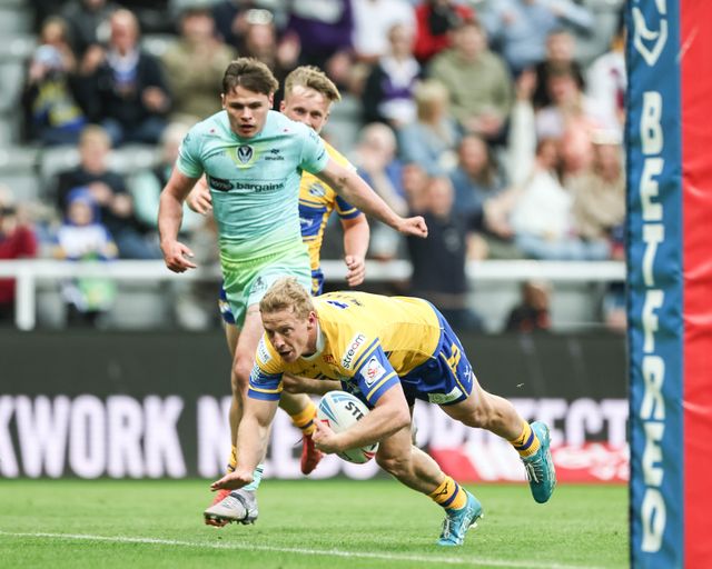 Betfred Magic Weekend 2025 St Helens v Leeds Rhinos