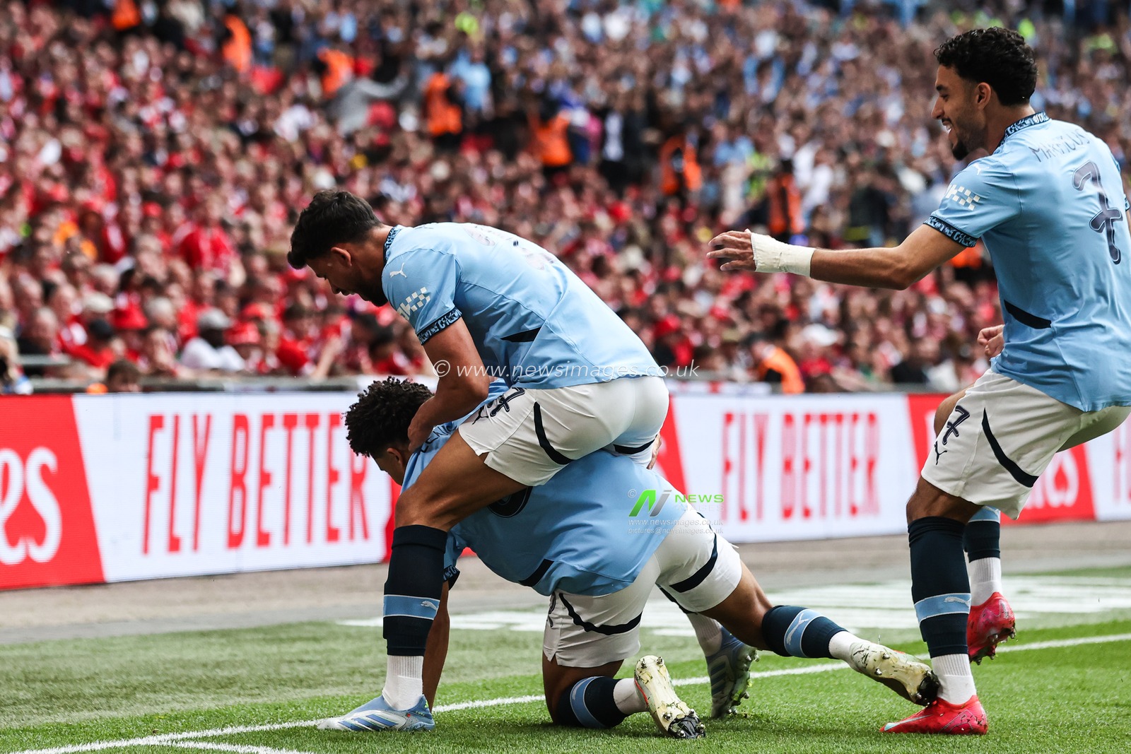 Rico Lewis of Manchester City celebrates his goal to make it 1-0 during the Emirates FA Cup Semi-Final match Nottingham Forest vs Manchester City at Wembley Stadium, London, United Kingdom, 26th April 2025

(Photo by Alfie Cosgrove/News Images)