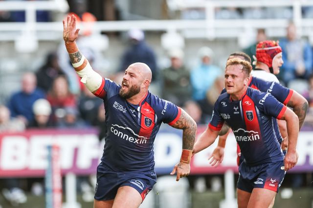 Sam Luckley of Hull KR celebrates his try during the Betfred Magic Weekend 2025 match Hull KR vs Salford Red Devils at St. James's Park, Newcastle, United Kingdom, 3rd May 2025

(Photo by Mark Cosgrove/News Images)