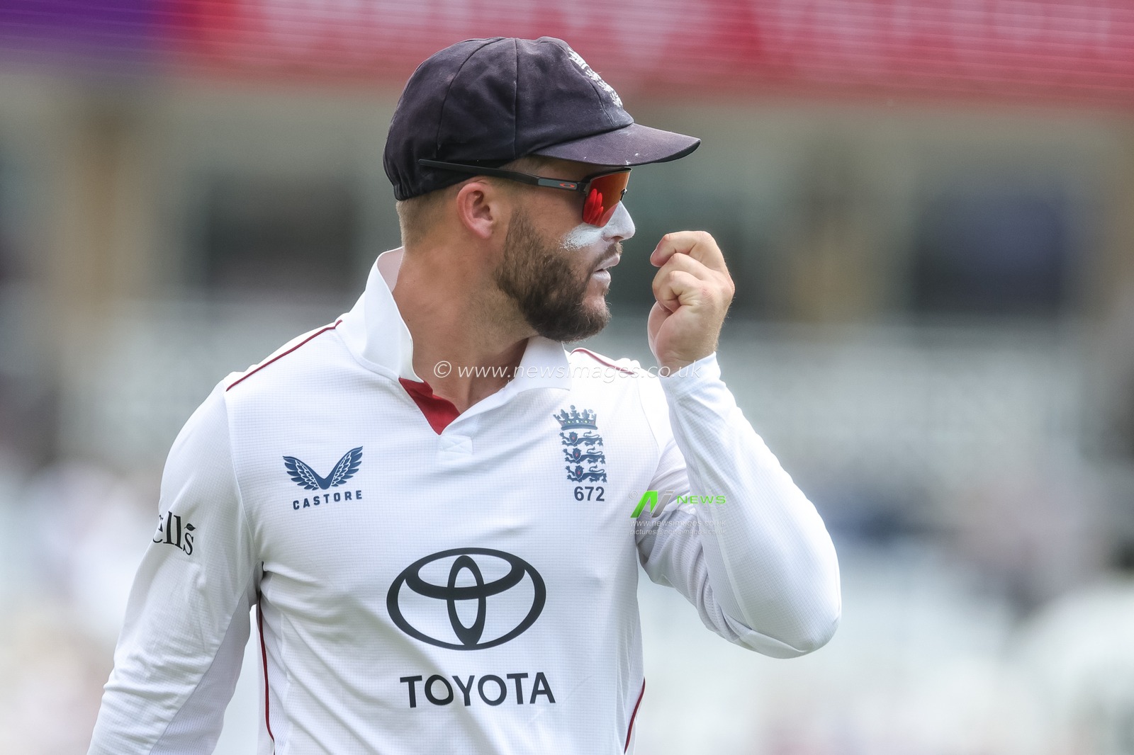 Ben Duckett of England wearing sun protection to his face during the 3rd Rothesay Test Match Day 2 match England vs New Zealand at Trent Bridge, Nottingham, United Kingdom on 26 June 2026

(Photo by Mark Cosgrove/News Images)