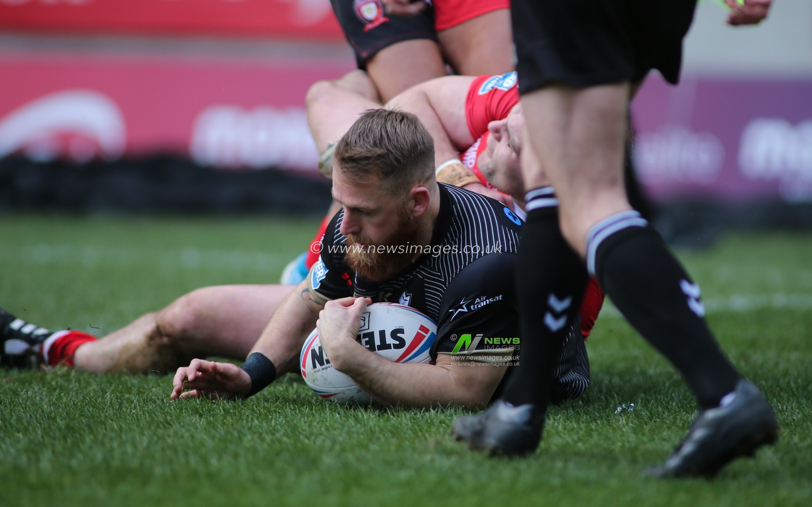 8th February 2020, AJ Bell Stadium, Eccles, England; Betfred Super League, Salford Red Devils v Toronto Wolfpack : Gary Wheeler of Toronto Wolfpack scores the 1st try of the game against Salford Red Devils.