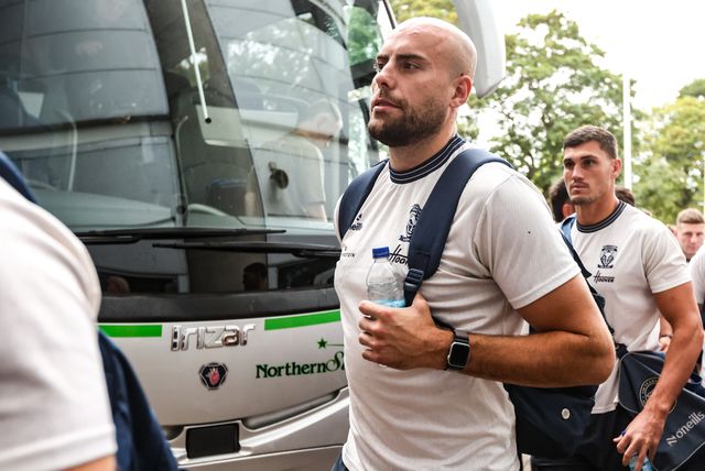 James Harrison of Warrington Wolves arrives during the Betfred Super League round 25 match Hull FC vs Warrington Wolves at MKM Stadium, Hull, United Kingdom on 29 August 2026

(Photo by Alfie Cosgrove/News Images)