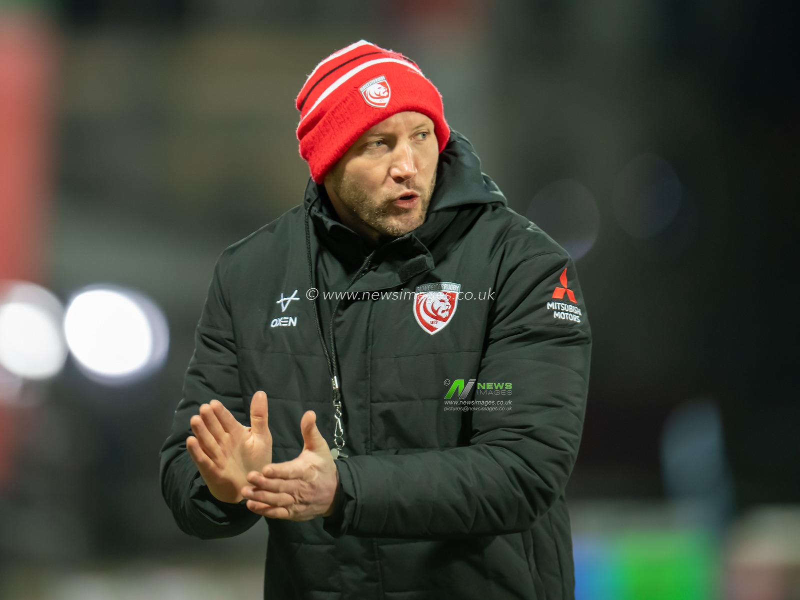 George Skivington Head Coach of Gloucester Rugby giving his players encouragement during the warmup