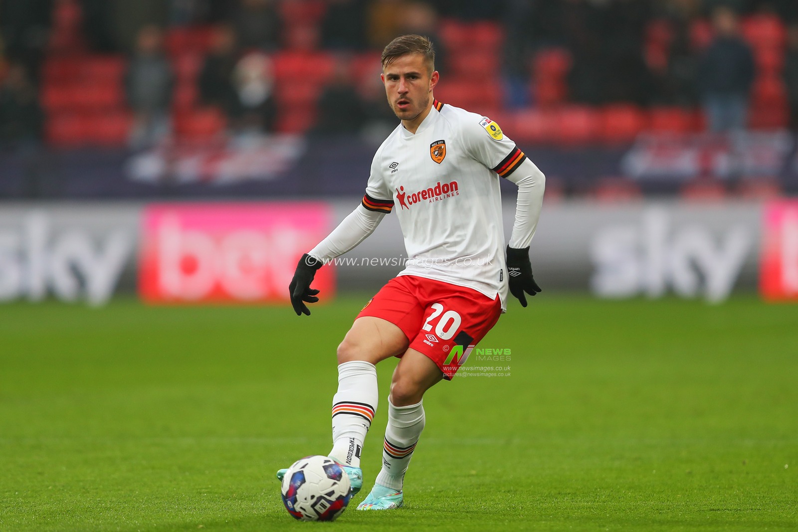 Dimitris Pelkas #20 of Hull City in action during the Sky Bet Championship match Watford vs Hull City at Vicarage Road, Watford, United Kingdom, 11th December 2022

(Photo by Gareth Evans/News Images)