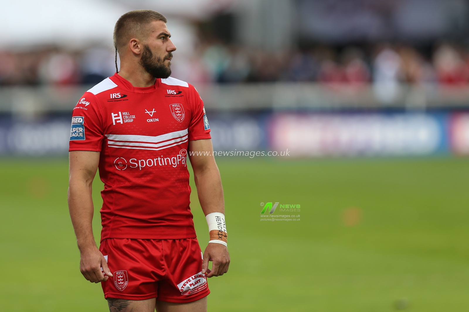Greg Minikin (3) of Hull KR warming up