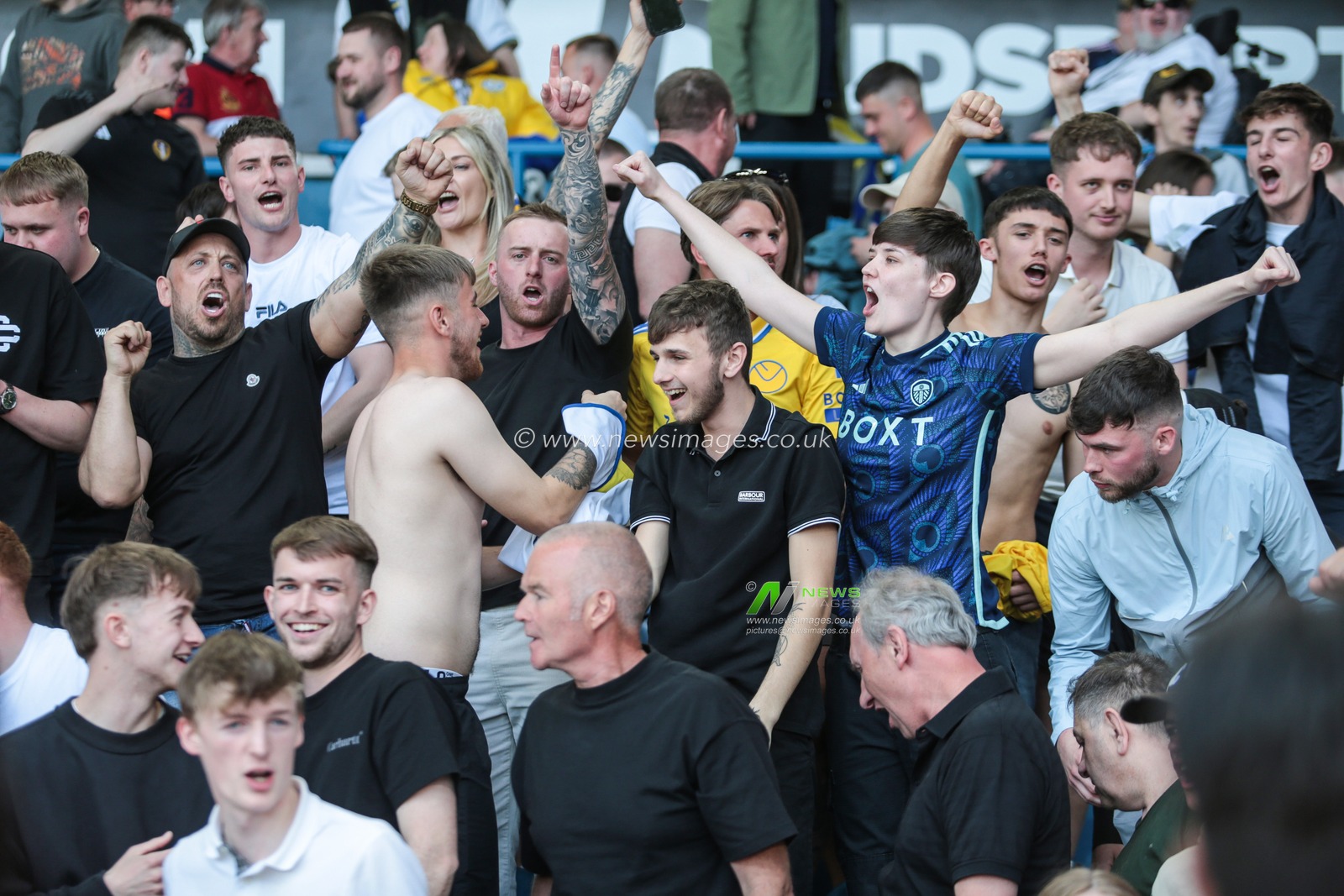 Leeds fans during the Sky Bet Championship match Leeds United vs Preston North End at Elland Road, Leeds, United Kingdom, 12th April 2025

(Photo by Richard Bierton/News Images)