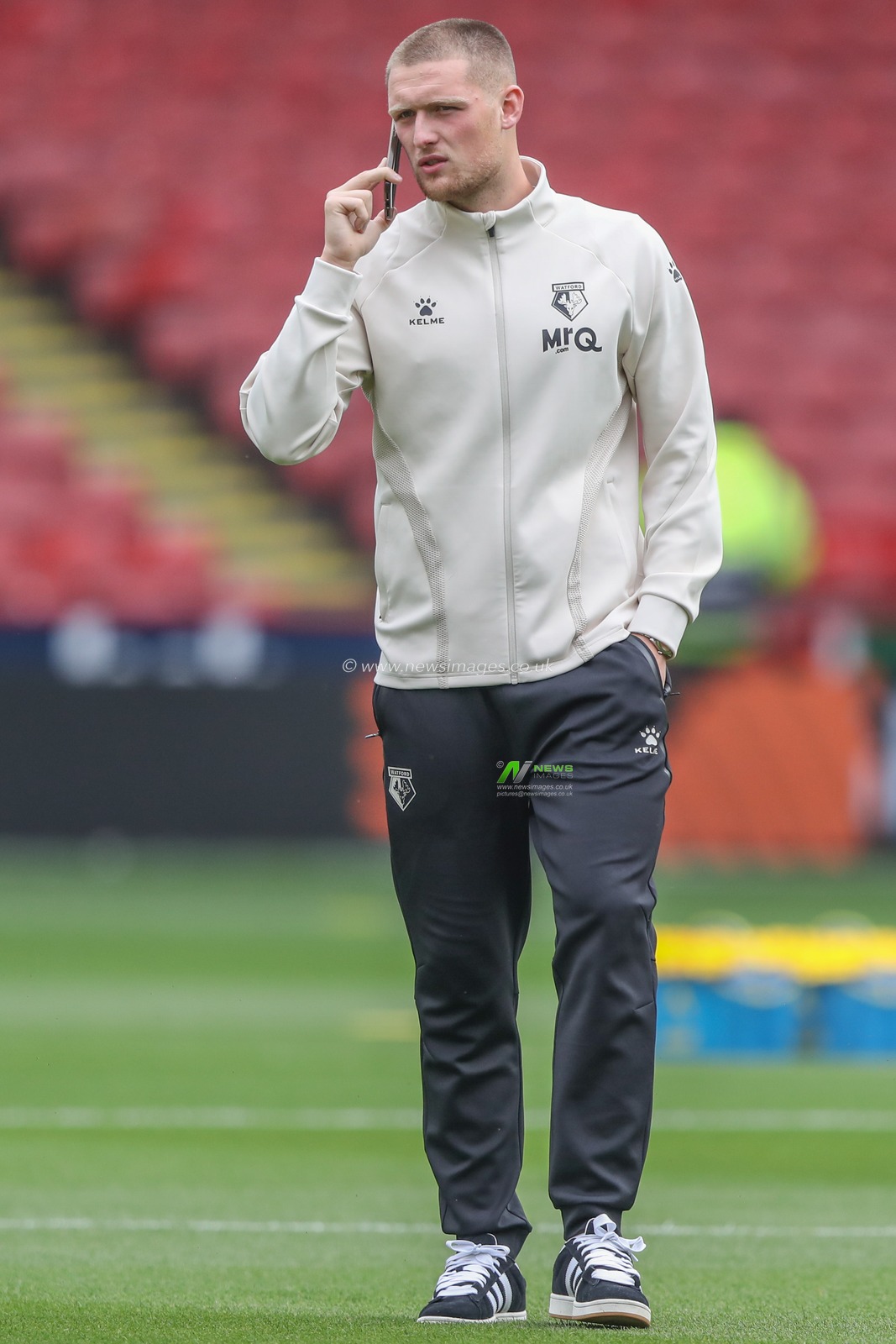 Mattie Pollock of Watford arrives during the Sky Bet Championship match Sheffield United vs Watford at Bramall Lane, Sheffield, United Kingdom, 1st September 2024

(Photo by Alfie Cosgrove/News Images)