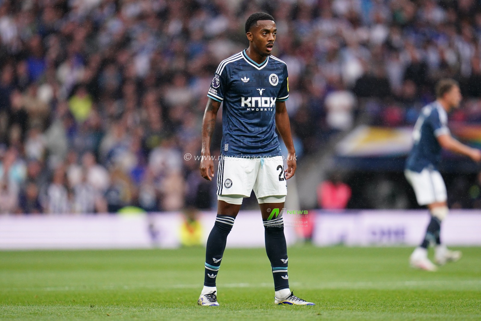 Joe Willock of Newcastle United during the Premier League match Tottenham Hotspur vs Newcastle Untied at Tottenham Hotspur Stadium, London, United Kingdom on 29 August 2026

(Photo by Harvey Murphy/News Images)