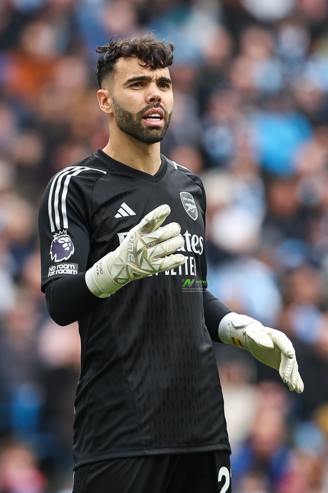 David Raya of Arsenal during the Premier League match Manchester City vs Arsenal at Etihad Stadium, Manchester, United Kingdom, 31st March 2024

(Photo by Mark Cosgrove/News Images)