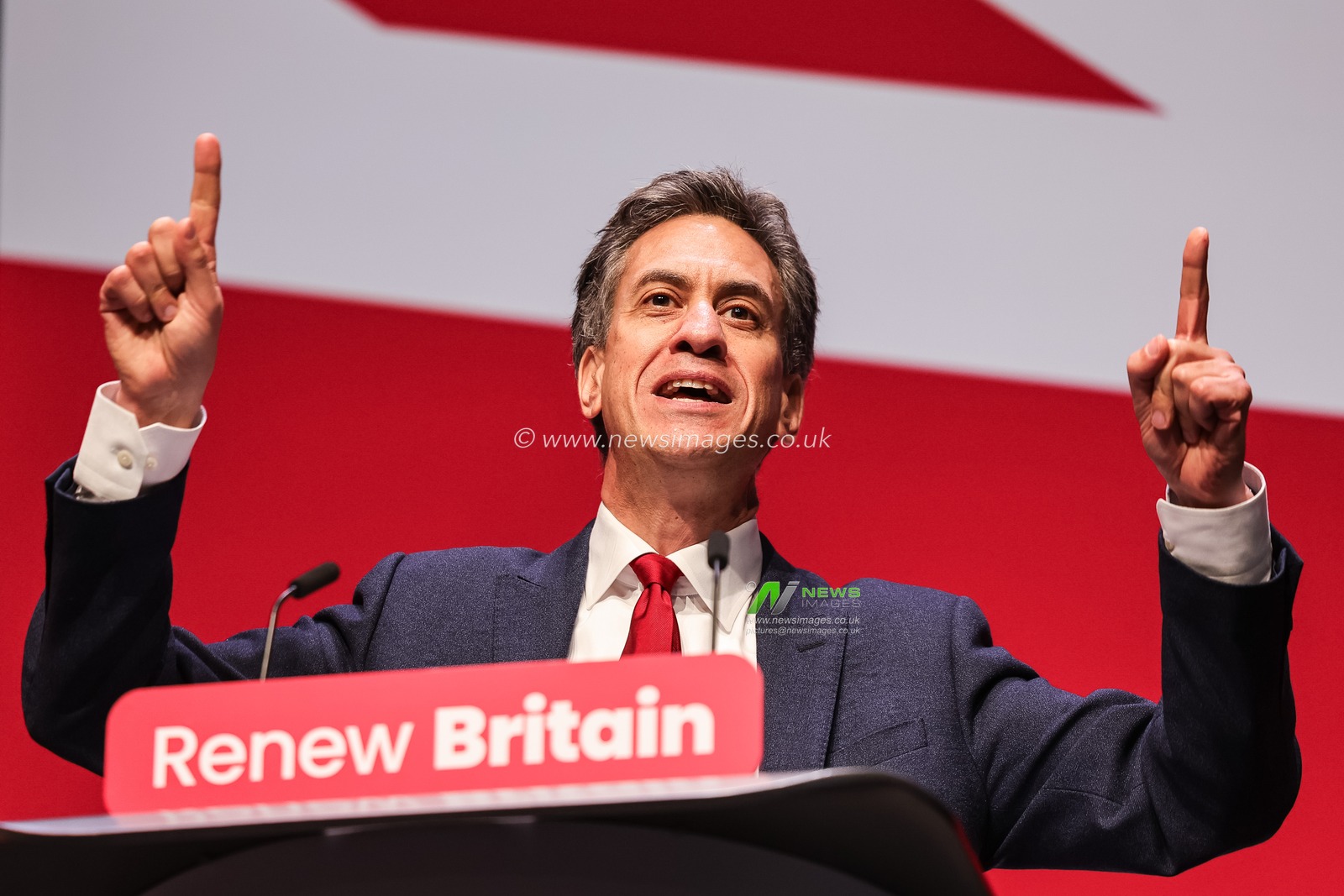 Ed Milliband MP, Secretary of State for Energy Security and Net Zero addresses conference during the Labour Party Annual Conference 2025 Day 4 at ACC, Liverpool, United Kingdom, 1st October 2025

(Photo by Mark Cosgrove/News Images)