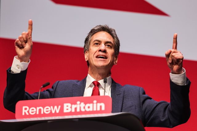 Ed Milliband MP, Secretary of State for Energy Security and Net Zero addresses conference during the Labour Party Annual Conference 2025 Day 4 at ACC, Liverpool, United Kingdom, 1st October 2025

(Photo by Mark Cosgrove/News Images)