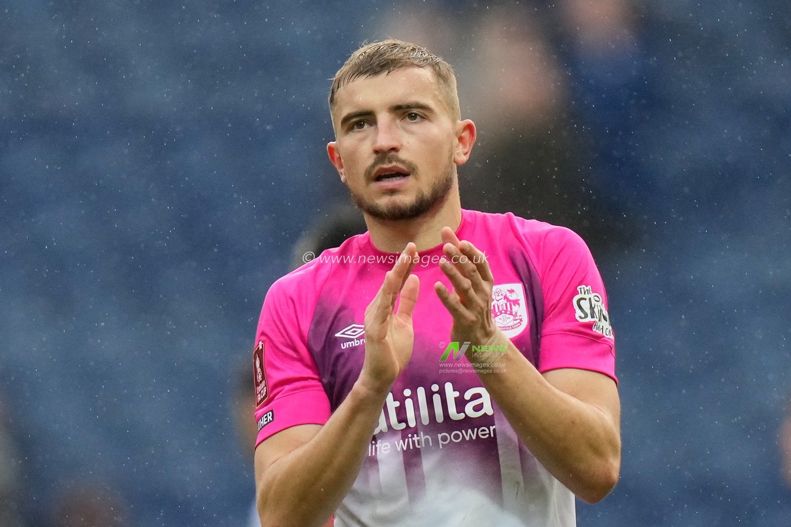 MichaÅ‚ Helik #39 of Huddersfield Town salutes the fans after the Emirates FA Cup Third Round match Preston North End vs Huddersfield Town at Deepdale, Preston, United Kingdom, 7th January 2023

(Photo by Steve Flynn/News Images)