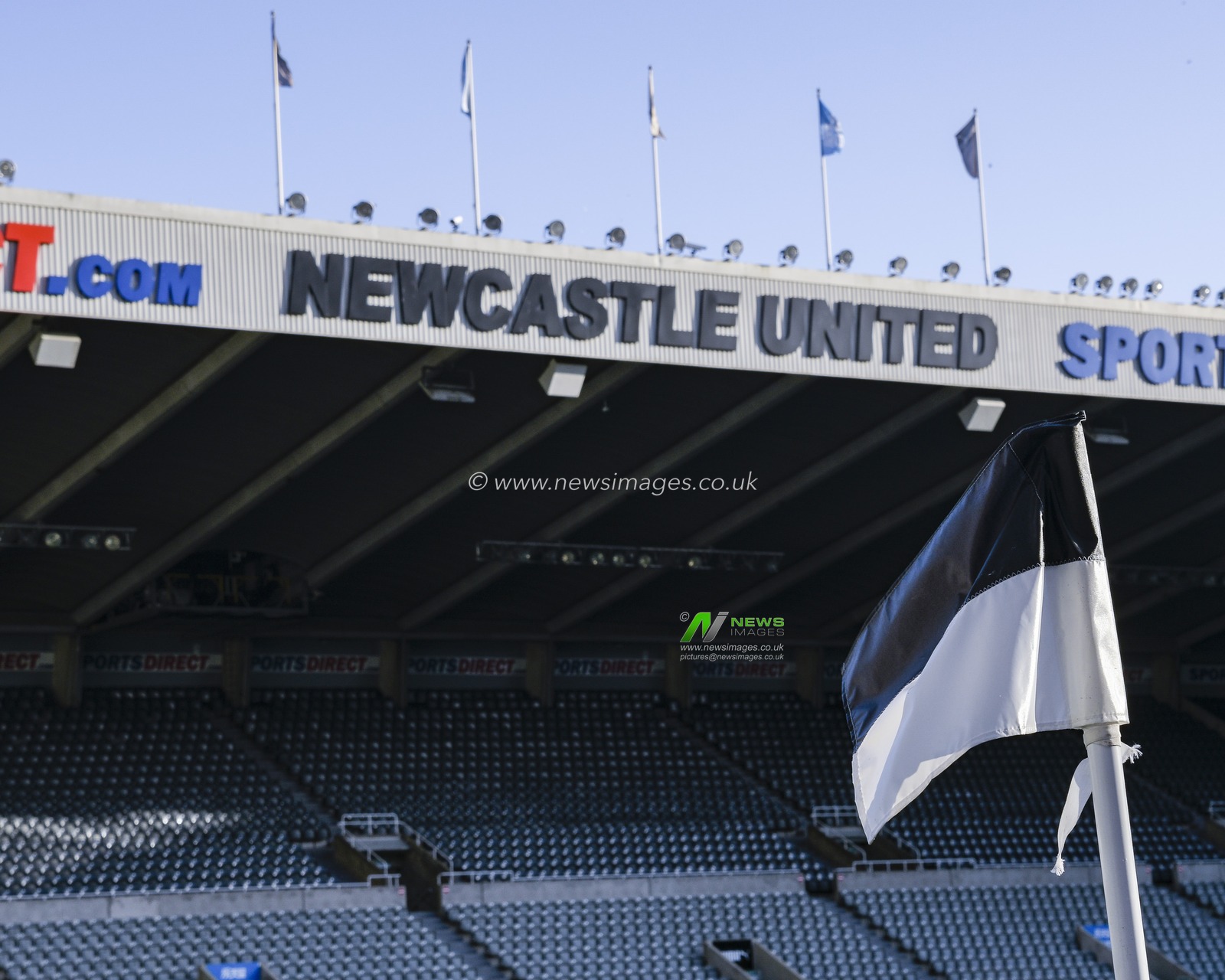 8th December 2019, St. James's Park, Newcastle, England; Premier League, Newcastle United v Southampton : The winds blows across St. James' Park before kick-off

Credit: Iam Burn/News Images