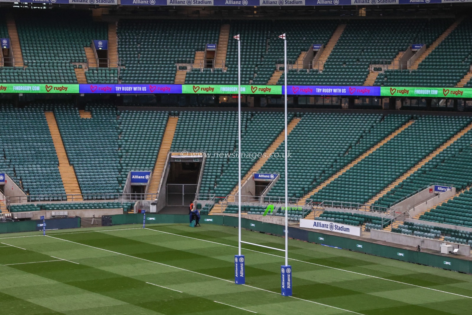 A general view of Allianz Stadium during the Autumn Nations Series match England vs Japan at Allianz Stadium, Twickenham, United Kingdom, 24th November 2024

(Photo by Mark Cosgrove/News Images)