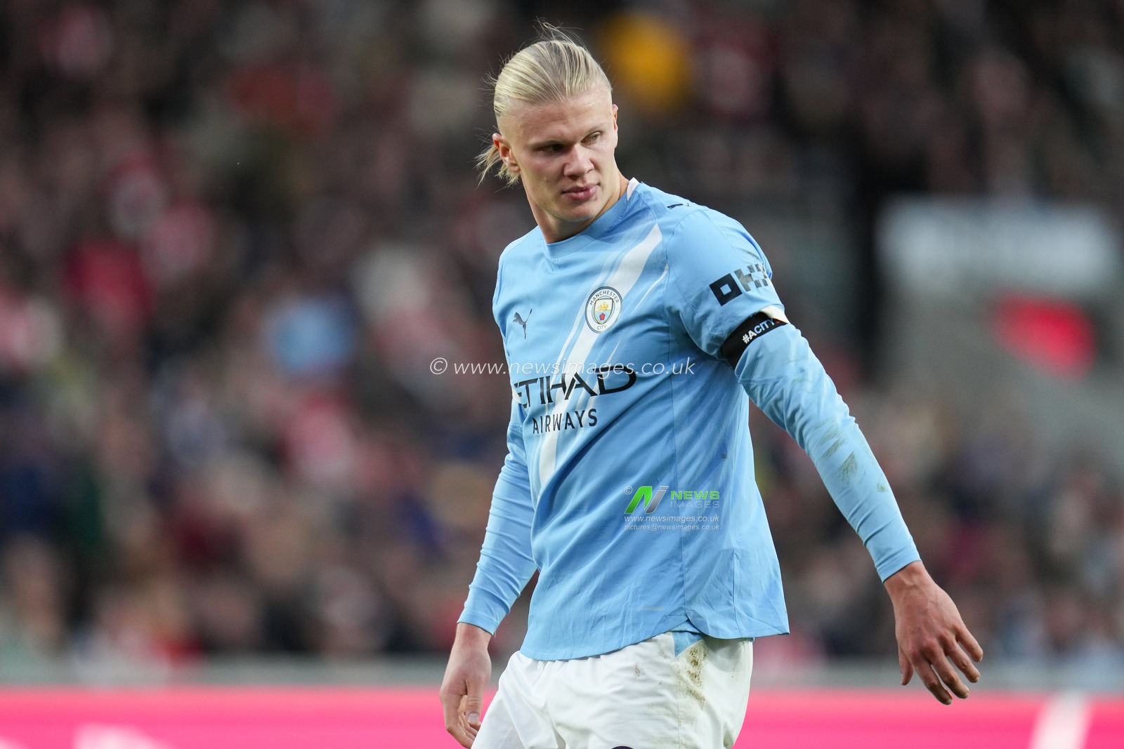 Erling Haaland of Manchester City during the Premier League match Brentford vs Manchester City at The Gtech Community Stadium, London, United Kingdom, 5th October 2025

(Photo by Harvey Murphy/News Images)