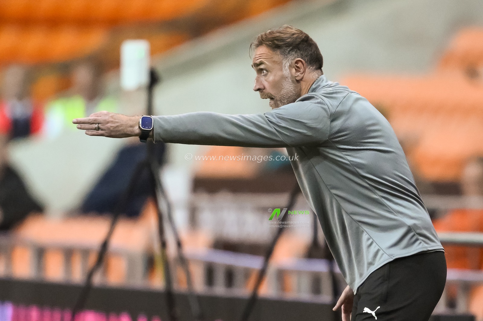 Richard Keogh interim head coach of Blackpool gives his team instructions during the Bristol Street Motors Trophy match Blackpool vs Crewe Alexandra at Bloomfield Road, Blackpool, United Kingdom, 3rd September 2024

(Photo by Craig Thomas/News Images)