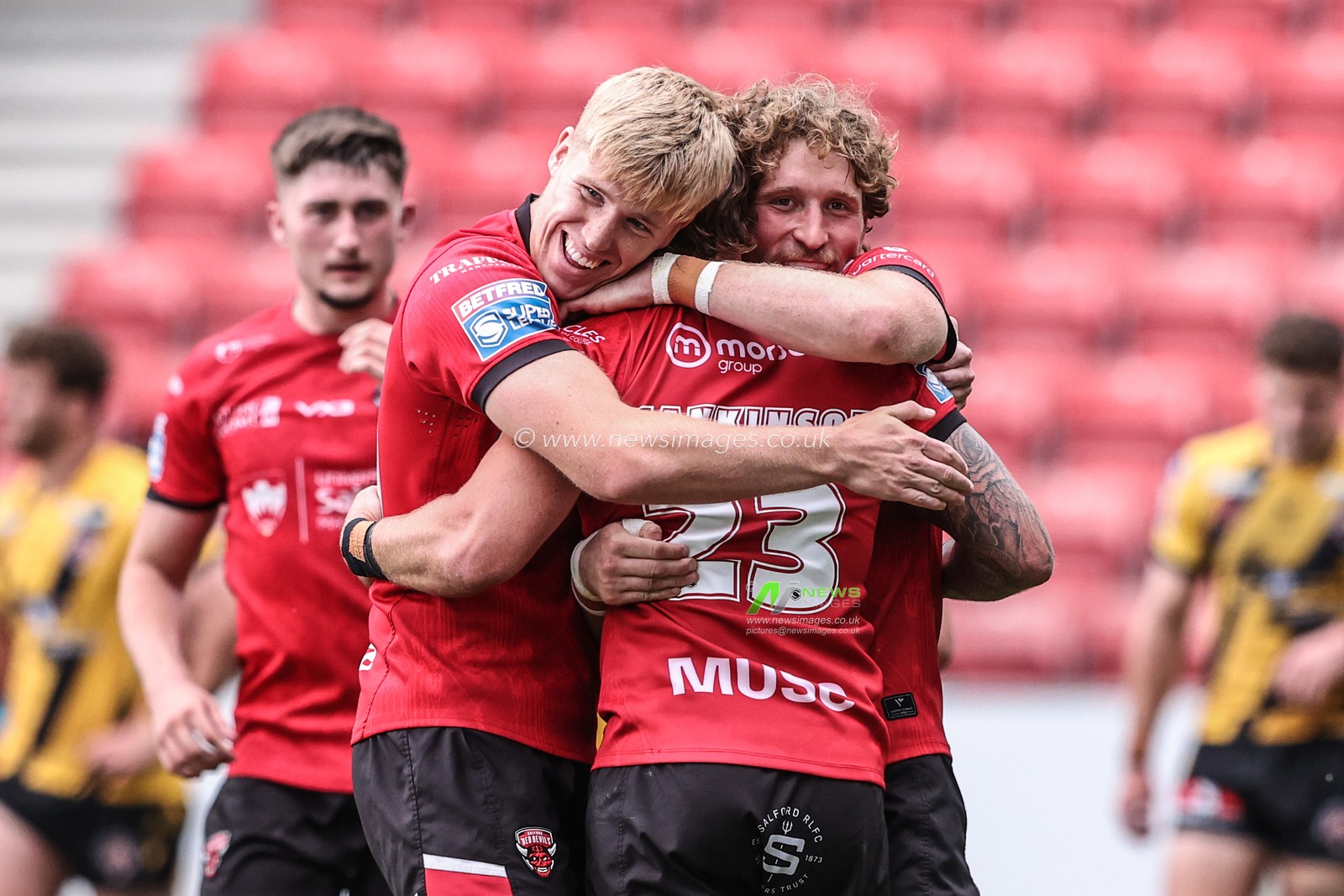 Chris Hankinson of Salford Red Devils celebrates his try during the Betfred Super League Round 18 match Salford Red Devils vs Castleford Tigers at Salford Community Stadium, Eccles, United Kingdom, 13th July 2025

(Photo by Alfie Cosgrove/News Images)