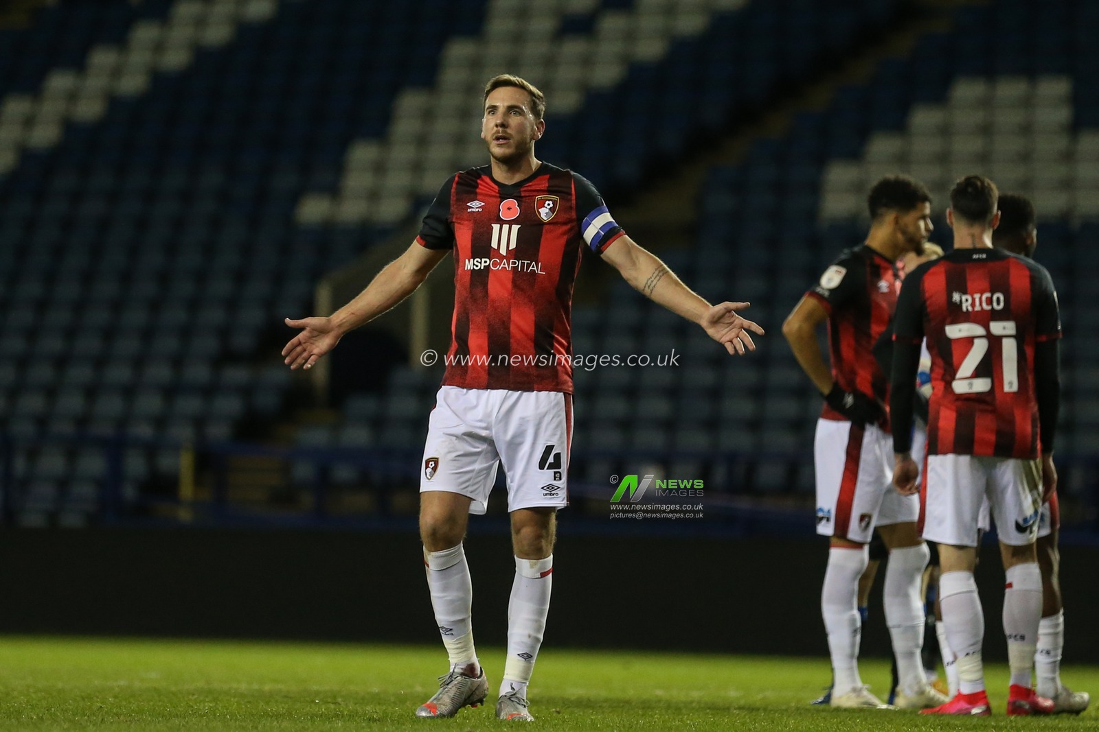 Dan Gosling (4) of Bournemouth during the game