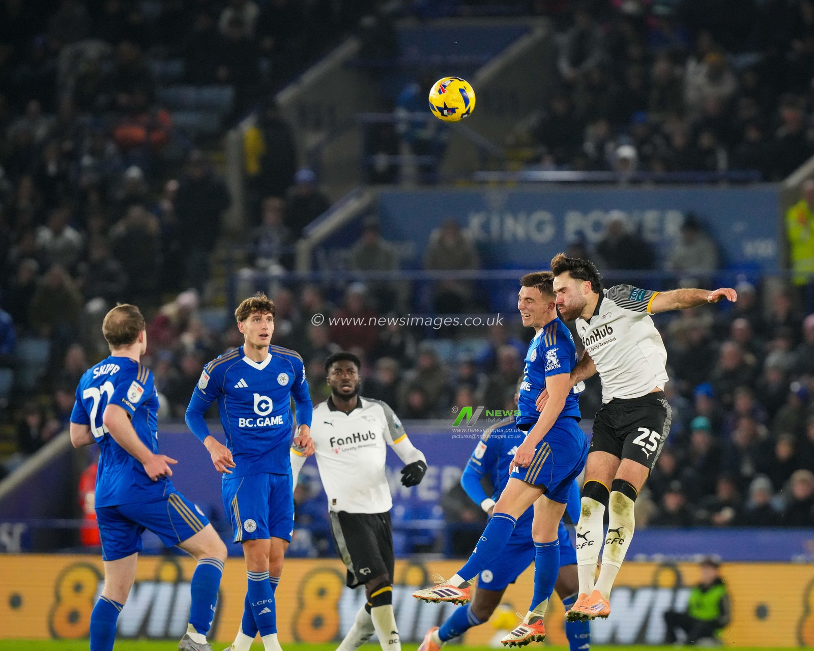 Ben Brereton Diaz of Derby County heads the ball away during the Sky Bet Championship match Leicester City vs Derby County at King Power Stadium, Leicester, United Kingdom, 29th December 2025

(Photo by Maynard Manyowa/News Images)

*** GER AUT SUI OUT ***