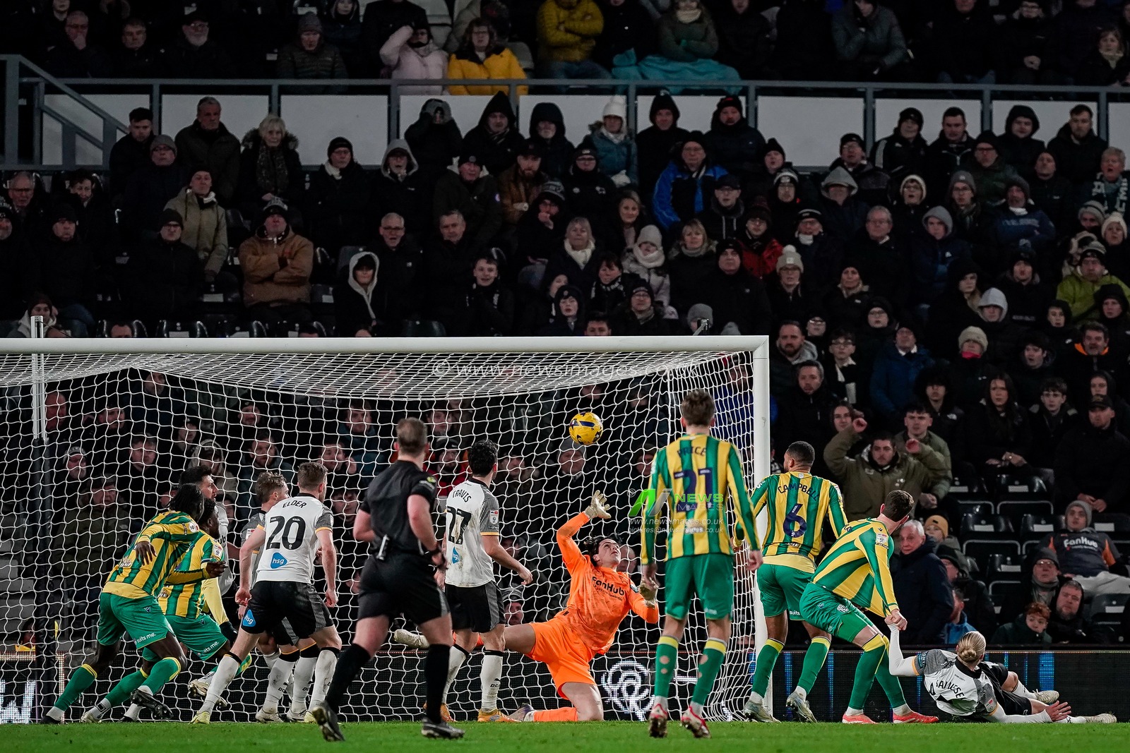 Chris Mepham of West Bromwich Albion scores to make it  1-1 during the Sky Bet Championship match Derby County vs West Bromwich Albion at Pride Park Stadium, Derby, United Kingdom on 23 January 2026

(Photo by Maynard Manyowa/News Images)