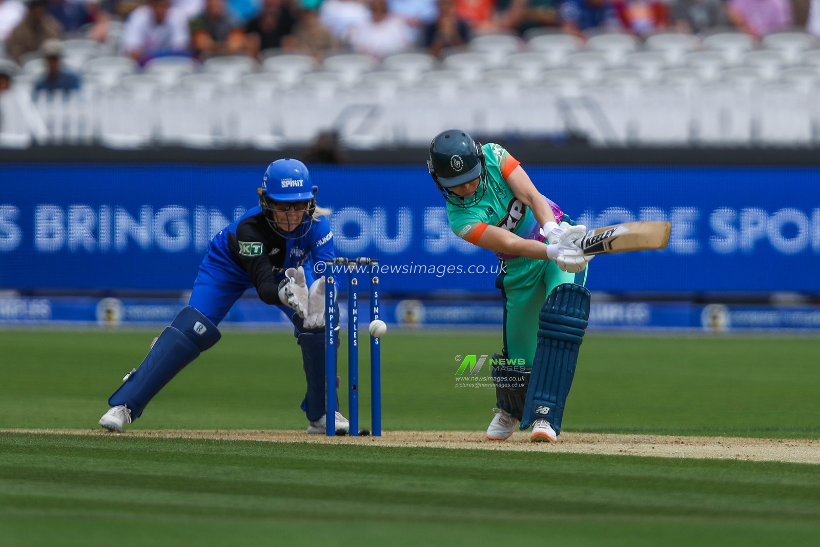 Mady Villiers of Oval Invincibles is bowled out by Charlie Dean of London Spirit during the The Hundred match London Spirit Women vs Oval Invincibles Women at Lords, London, United Kingdom, 4th August 2024

(Photo by Izzy Poles/News Images)