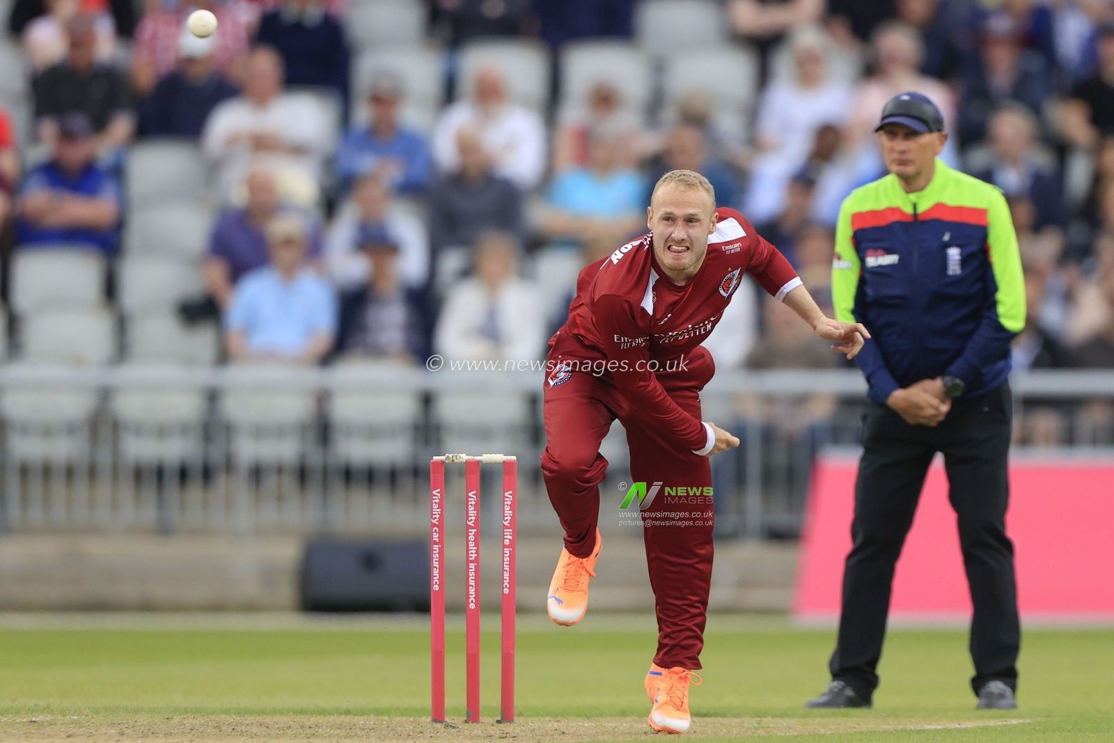 Matt Parkinson of Lancashire Lightning bowls during the Vitality Blast match Lancashire Lightning vs Leicestershire Foxes at Old Trafford, Manchester, United Kingdom, 25th May 2023

(Photo by Conor Molloy/News Images)
