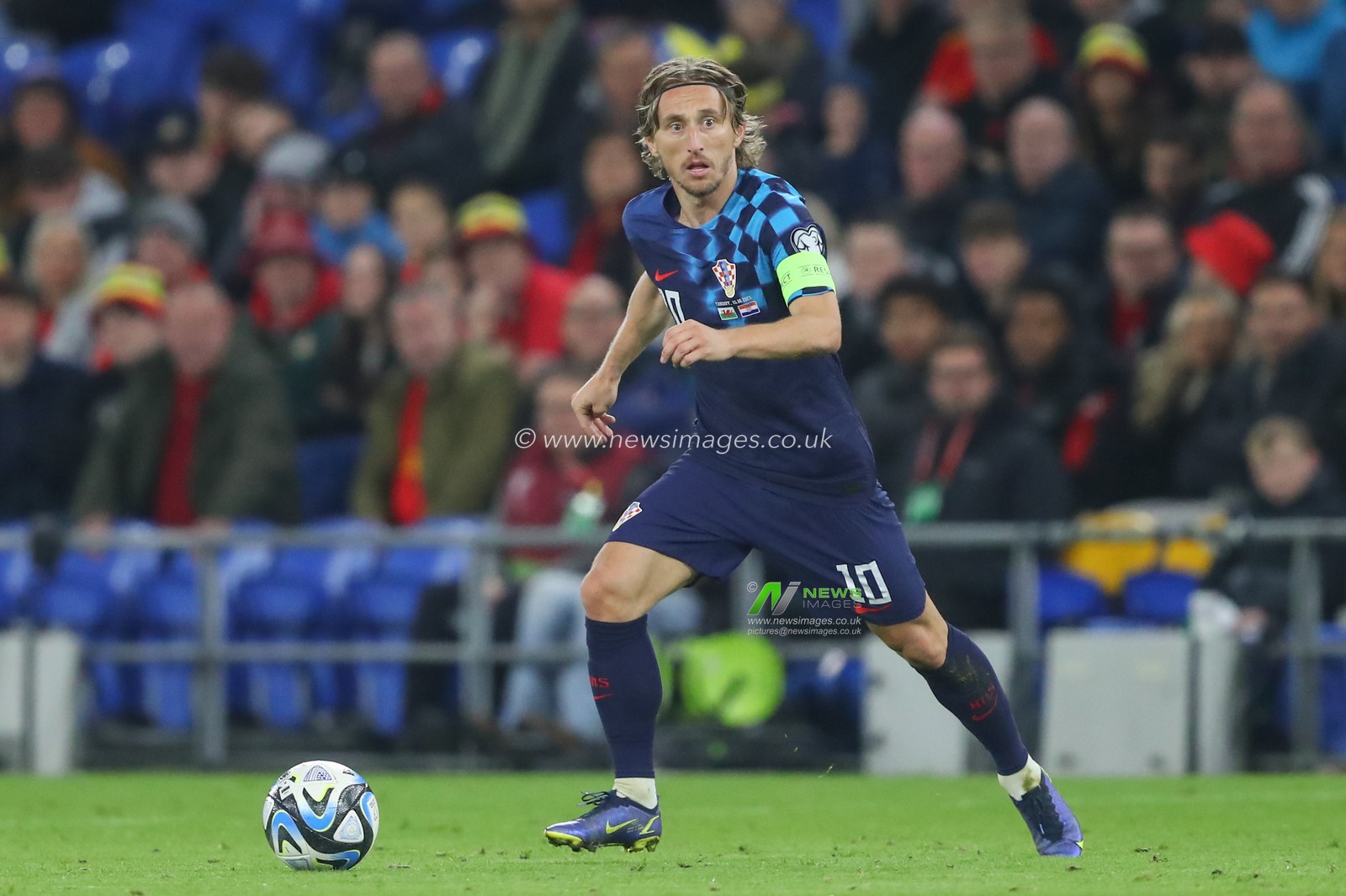 Luka ModriÄ‡ #10 of Croatia in action during the UEFA Euro 2024 Qualifiers match Wales vs Croatia at Cardiff City Stadium, Cardiff, United Kingdom, 15th October 2023

(Photo by Gareth Evans/News Images)