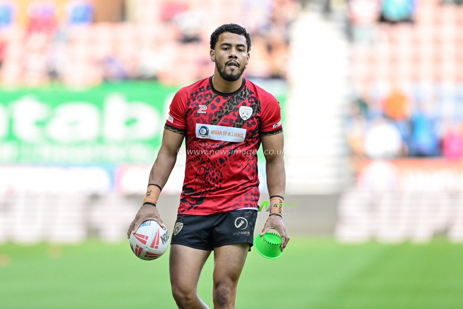Darnell McIntosh of Leigh Leopards warms up ahead of  the Betfred Super League match Wigan Warriors vs Leigh Leopards at DW Stadium, Wigan, United Kingdom, 6th August 2024

(Photo by Cody Froggatt/News Images)
