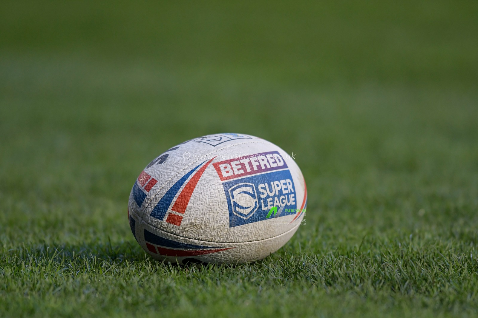 The Betfred Super League match day ball