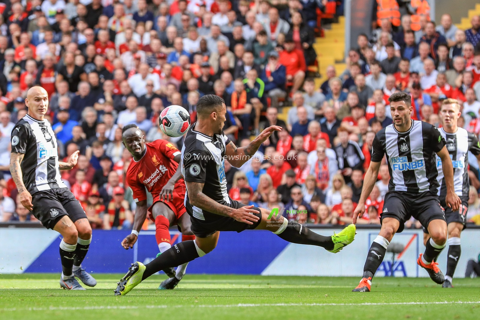 14th September 2019 , Anfield, Liverpool, England; Premier League Football, Liverpool vs Newcastle United ; Sadio Mane (10) of Liverpool  scores to make it 1-1


Credit: Mark Cosgrove/News Images 


Premier League/EFL Football images are subject to DataCo Licence