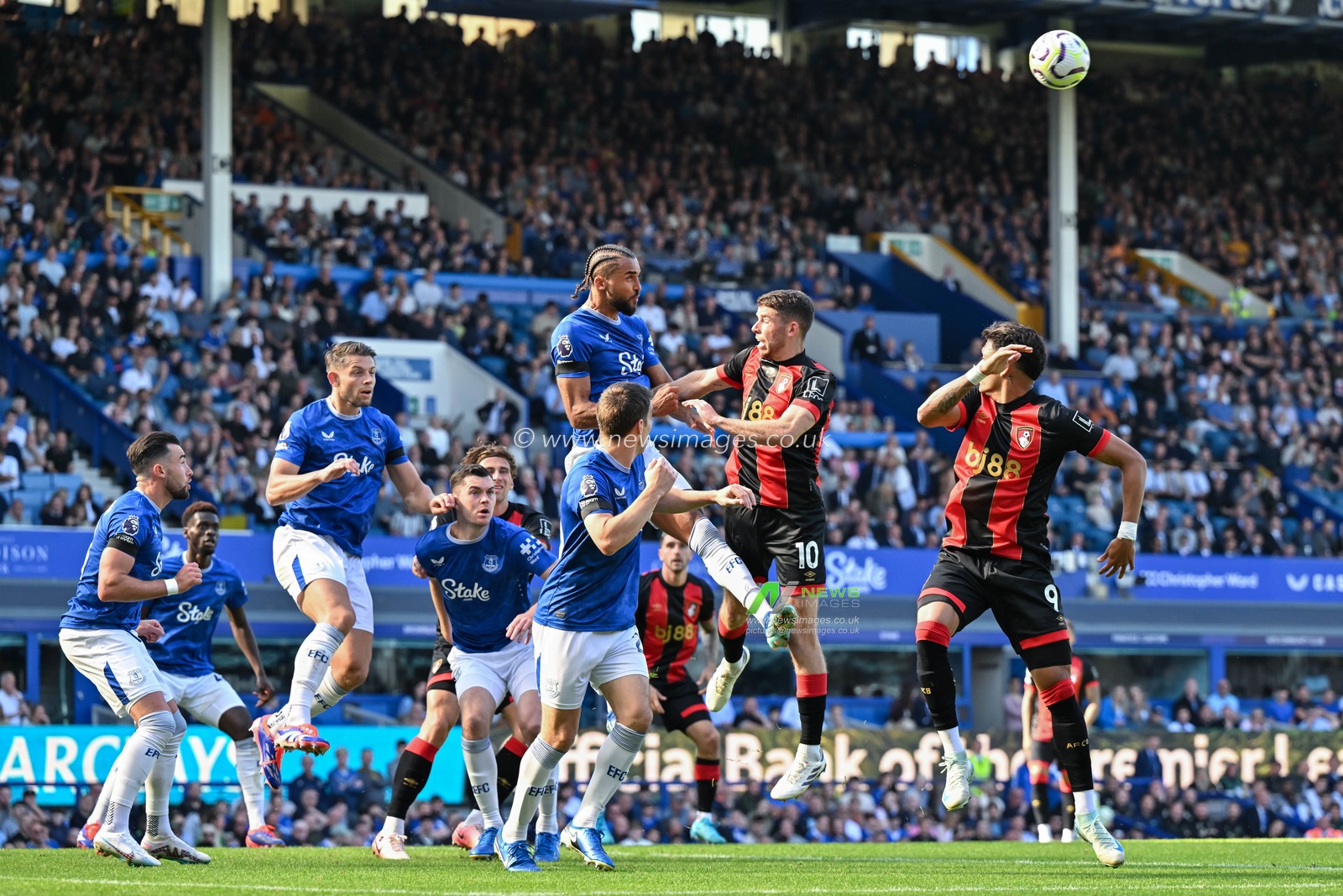 Dominic Calvert-Lewin of Everton heads the ball clear during a Bournemouth corner during the Premier League match Everton vs Bournemouth at Goodison Park, Liverpool, United Kingdom, 31st August 2024

(Photo by Cody Froggatt/News Images)