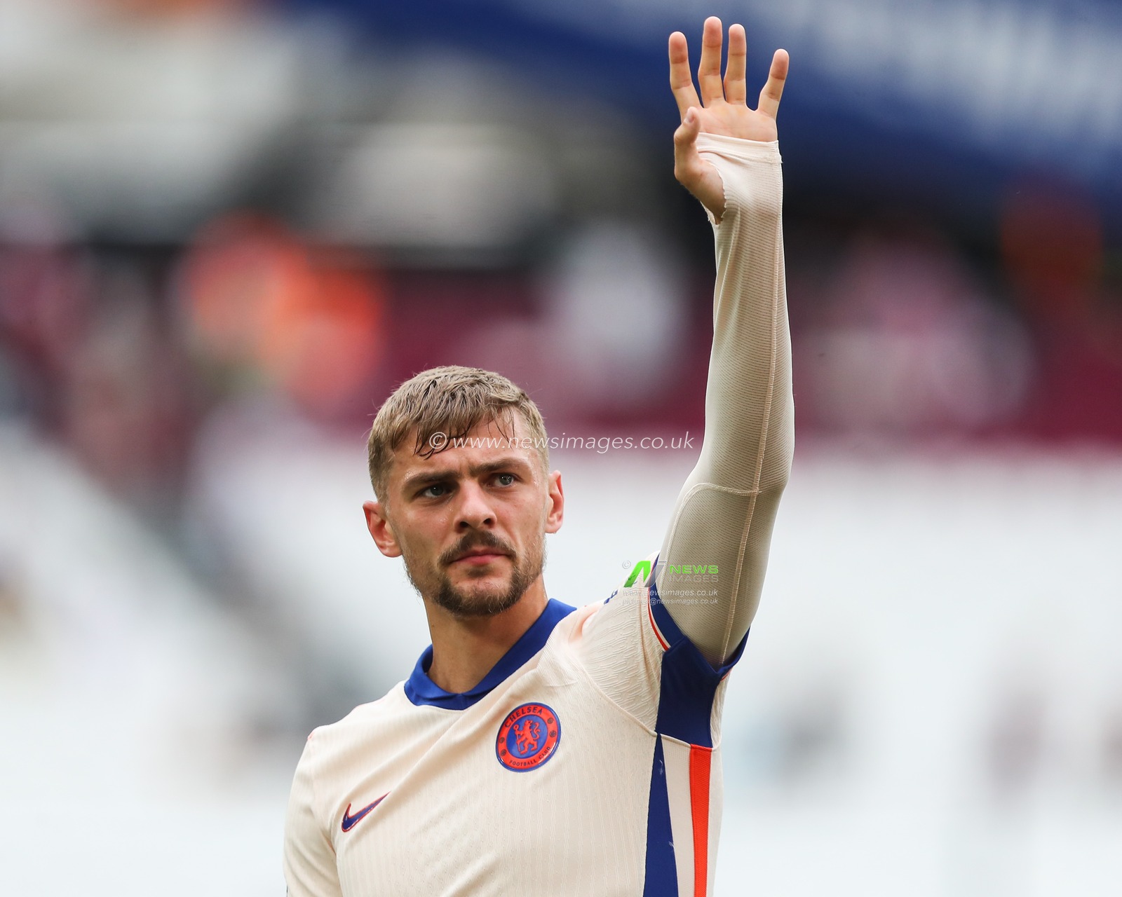 Kiernan Dewsbury-Hall of Chelsea waves to the travelling fans after the Premier League match West Ham United vs Chelsea at London Stadium, London, United Kingdom, 21st September 2024

(Photo by Gareth Evans/News Images)