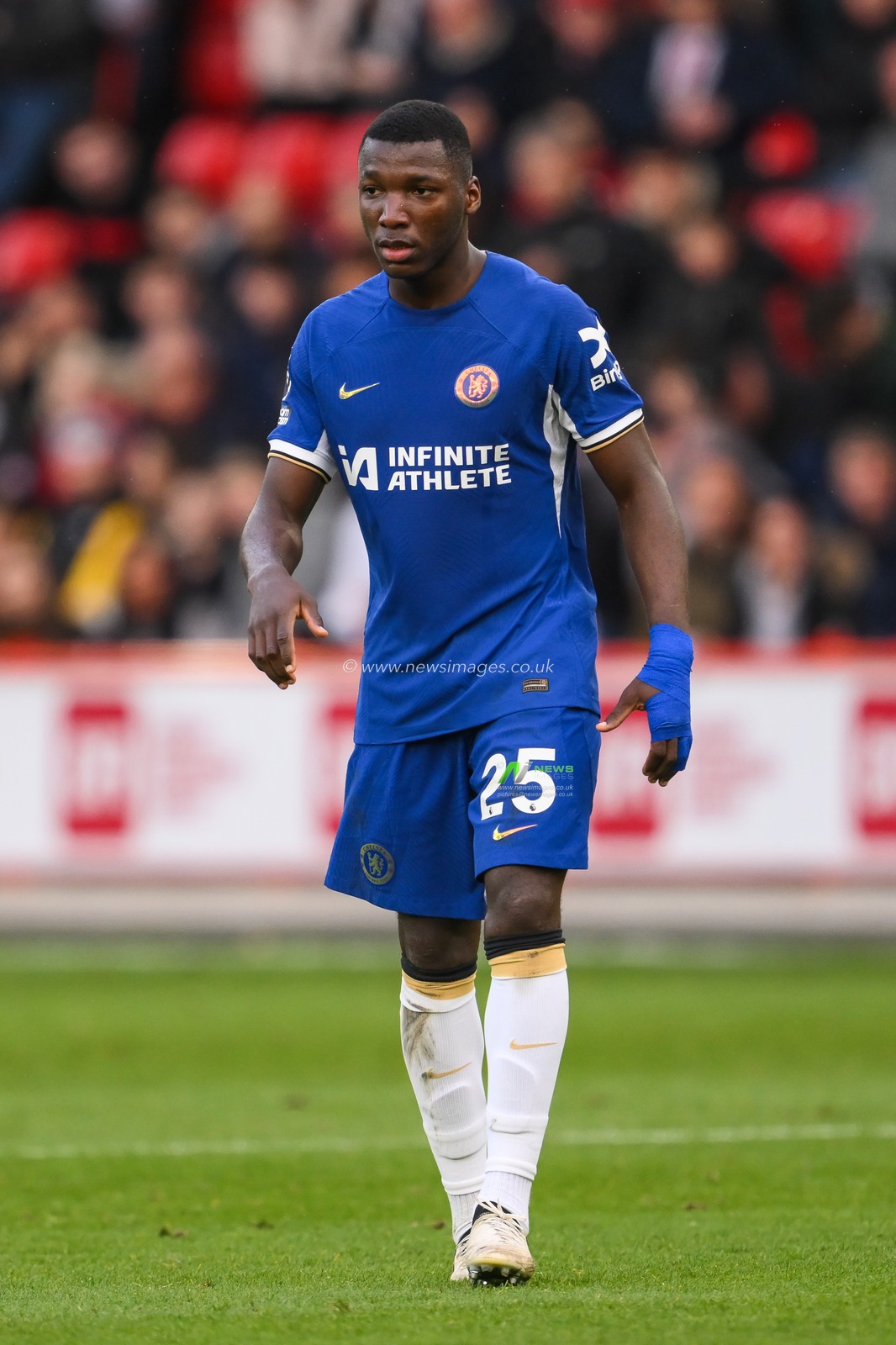 MoisÃ©s Caicedo of Chelsea during the Premier League match Sheffield United vs Chelsea at Bramall Lane, Sheffield, United Kingdom, 7th April 2024

(Photo by Craig Thomas/News Images)