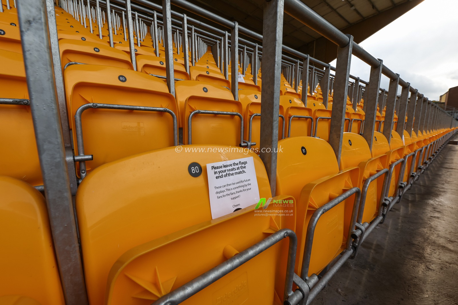 A general view of Molineux during the Carabao Cup match Wolverhampton Wanderers vs Blackpool at Molineux, Wolverhampton, United Kingdom, 29th August 2023

(Photo by Mark Cosgrove/News Images)