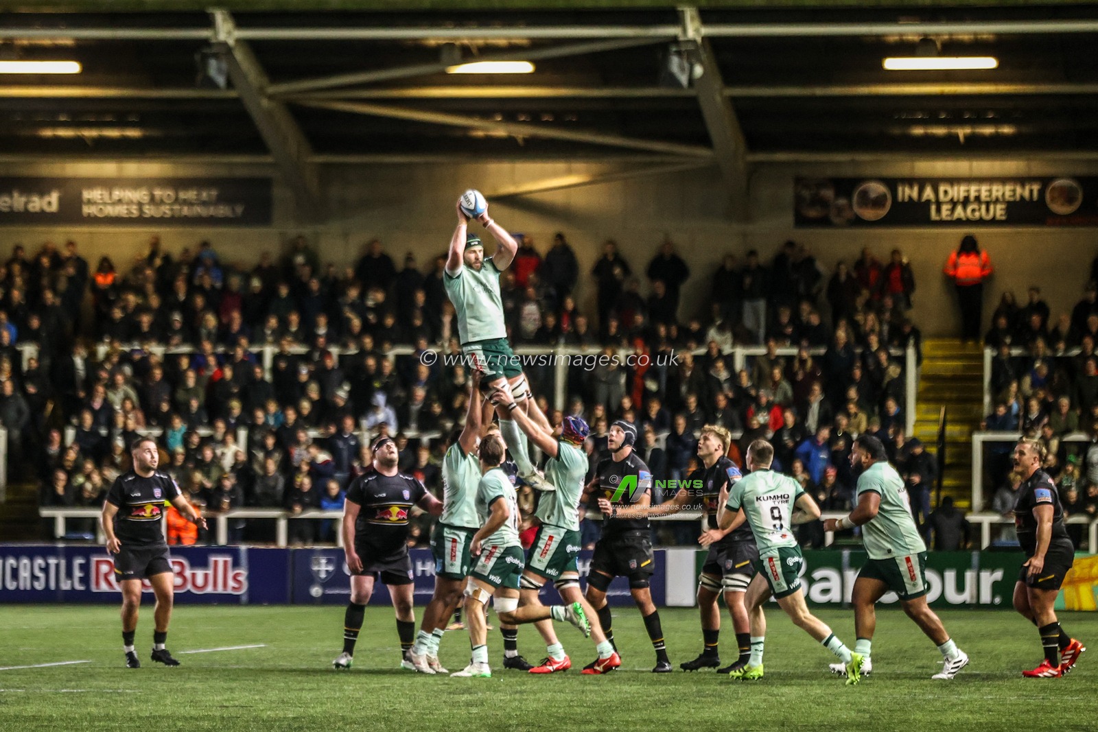 Harry Wells of Leicester Tigers jumps up to win the high ball during the Premiership Rugby Cup match Newcastle Red Bulls vs Leicester Tigers at Kingston Park, Newcastle, United Kingdom, 31st October 2025

(Photo by Alfie Cosgrove/News Images)

*** GER AUT SUI OUT ***