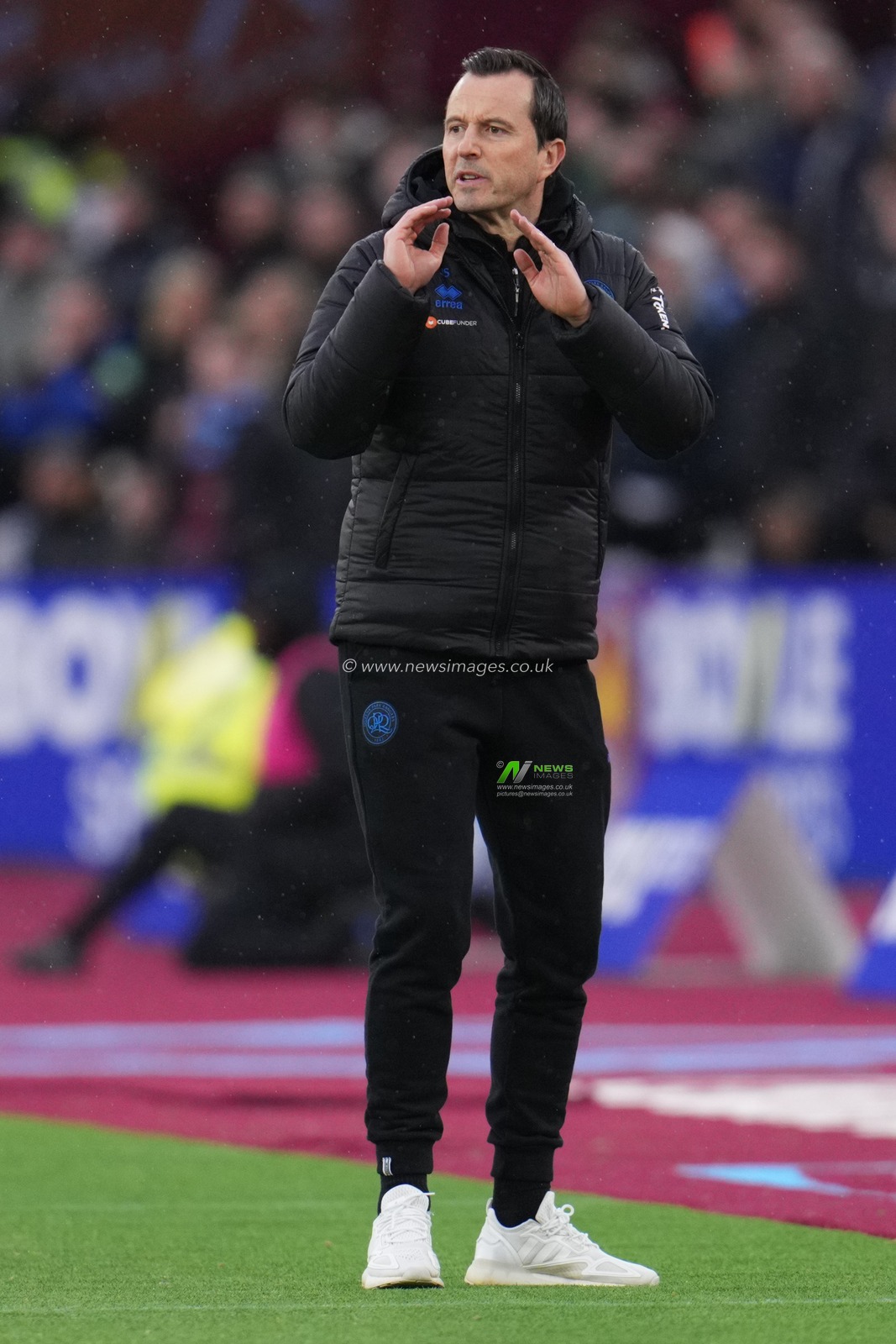 Julien Stephan manager of Queens Park Rangers during the Emirates FA Cup Third Round match West Ham United vs Queens Park Rangers at London Stadium, London, United Kingdom, 11th January 2026

(Photo by Harvey Murphy/News Images)