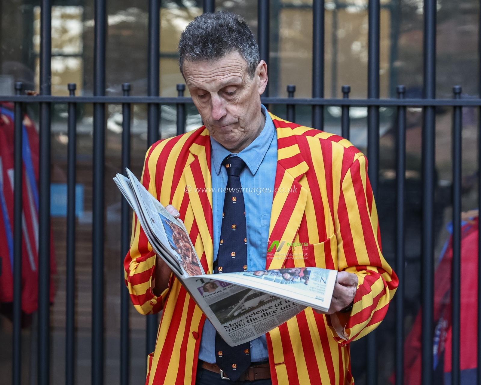 A Marylebone Cricket Club member reads The Times as he waits for the gates to open during the England v Sri Lanka 2nd Rothesay Test Match Day 1 at Lords, London, United Kingdom, 29th August 2024

(Photo by Mark Cosgrove/News Images)